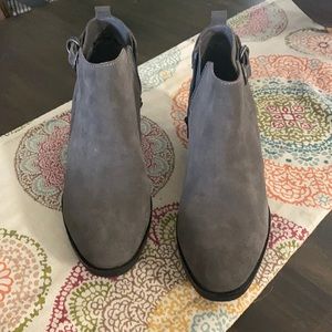 Women booties size 9
